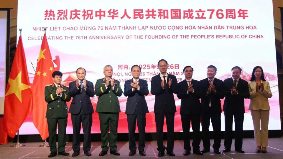 China’s 76th founding anniversary celebrated in Hanoi